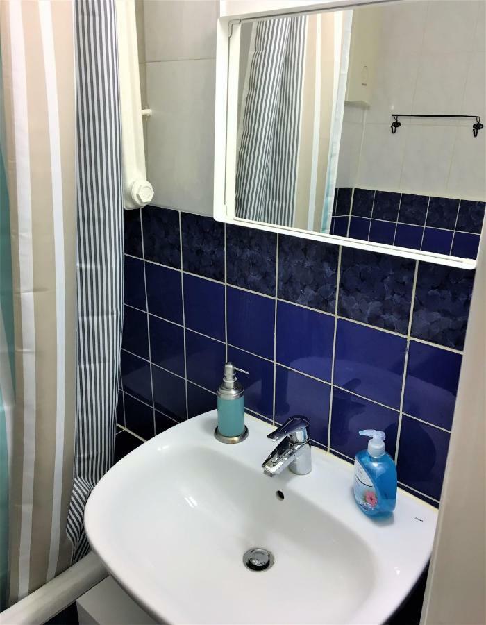 Ferienwohnung นอยส์ ภายนอก รูปภาพ