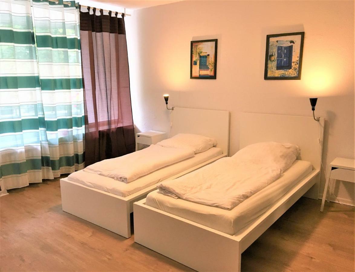 Ferienwohnung นอยส์ ภายนอก รูปภาพ